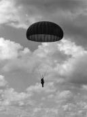 Cinquentenário da Força Aérea Alverca Junho 1964 - Festival com paraquedistas (6)